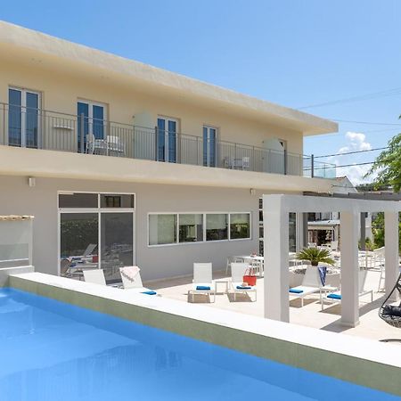 Melina Oasis Boutique Hotel Kassiopi Exterior photo